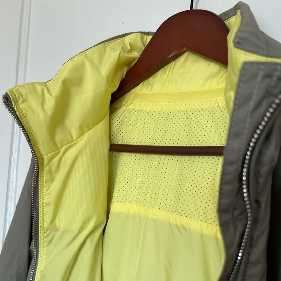 Geox Respira Water Repellant Windbreaker - Picture 3 of 16